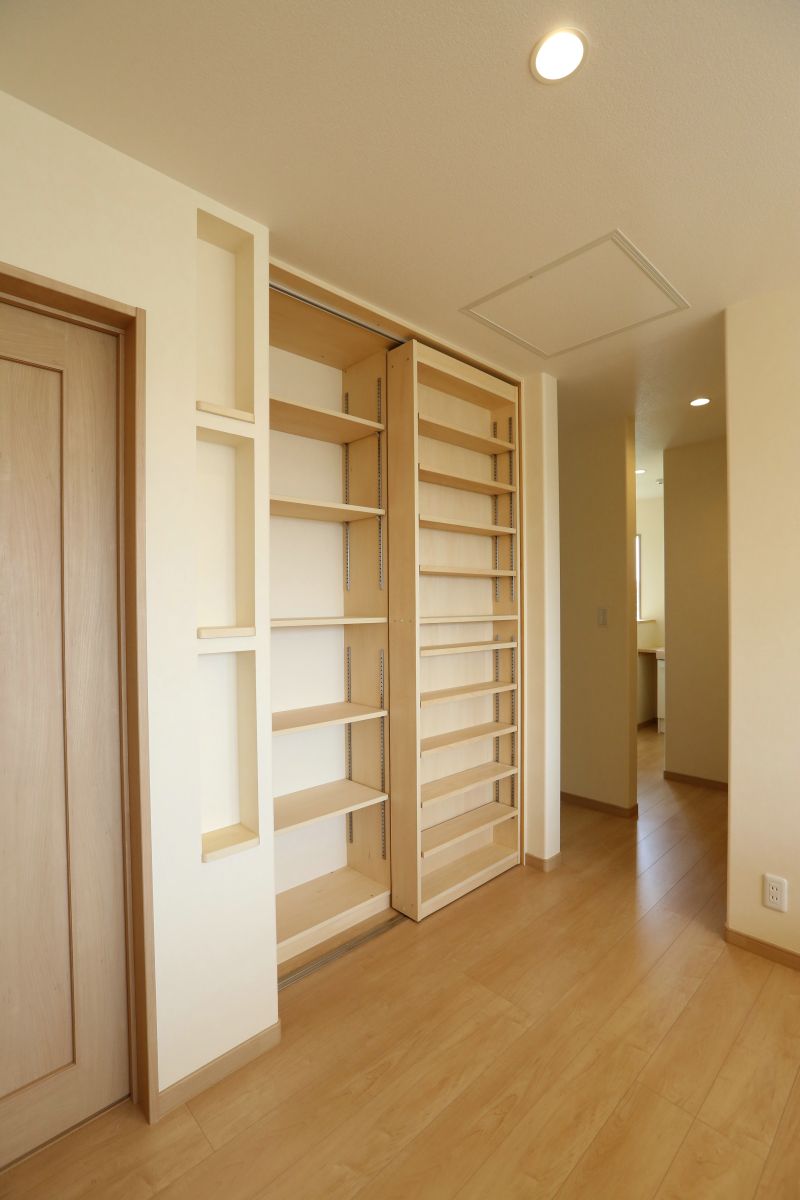 手造り可動式本棚