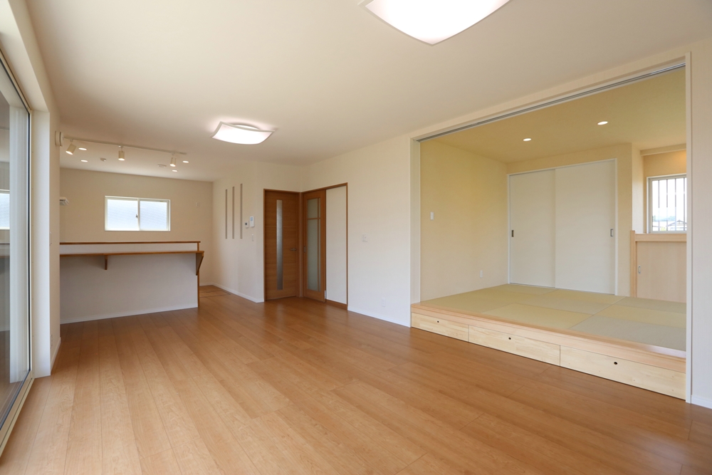 風景を切り取るいえ