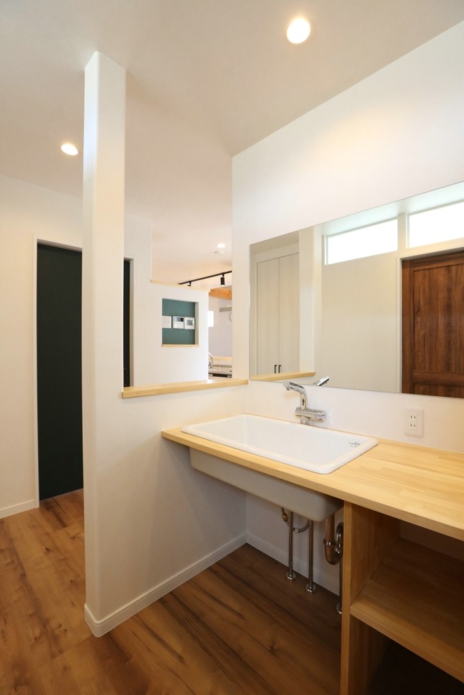 造作洗面カウンター