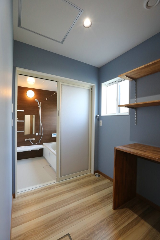 脱衣室・風呂場