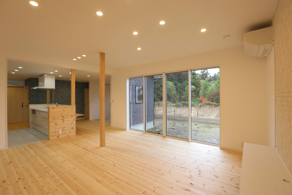 リビングダイニング