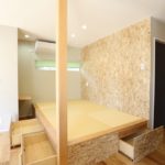 小上がり下の引き出し収納