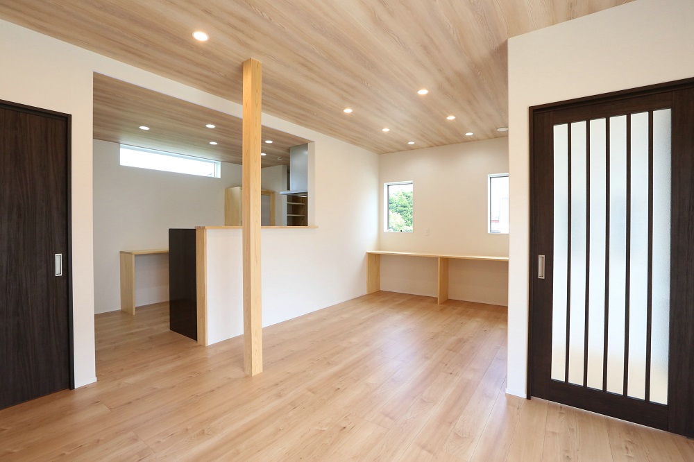 リビングダイニング