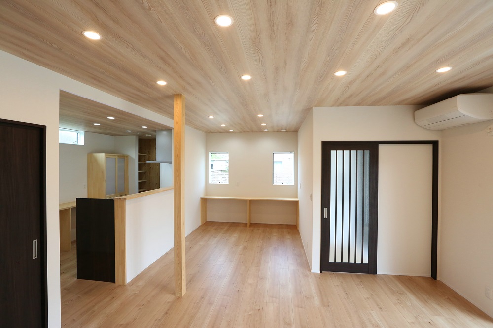 リビングダイニング