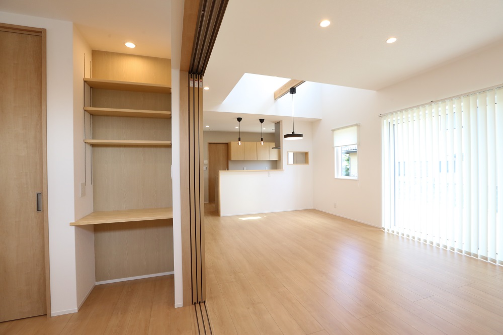 リビングと洋室