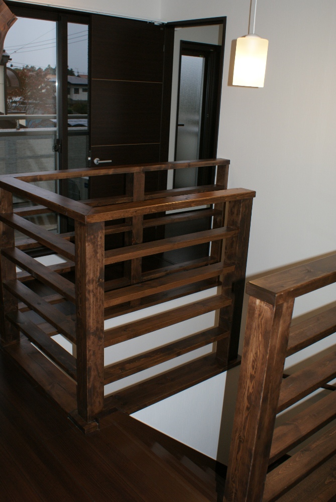 ノスタルジックな手すり