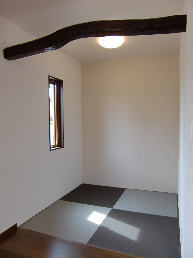 グレイな畳ルーム