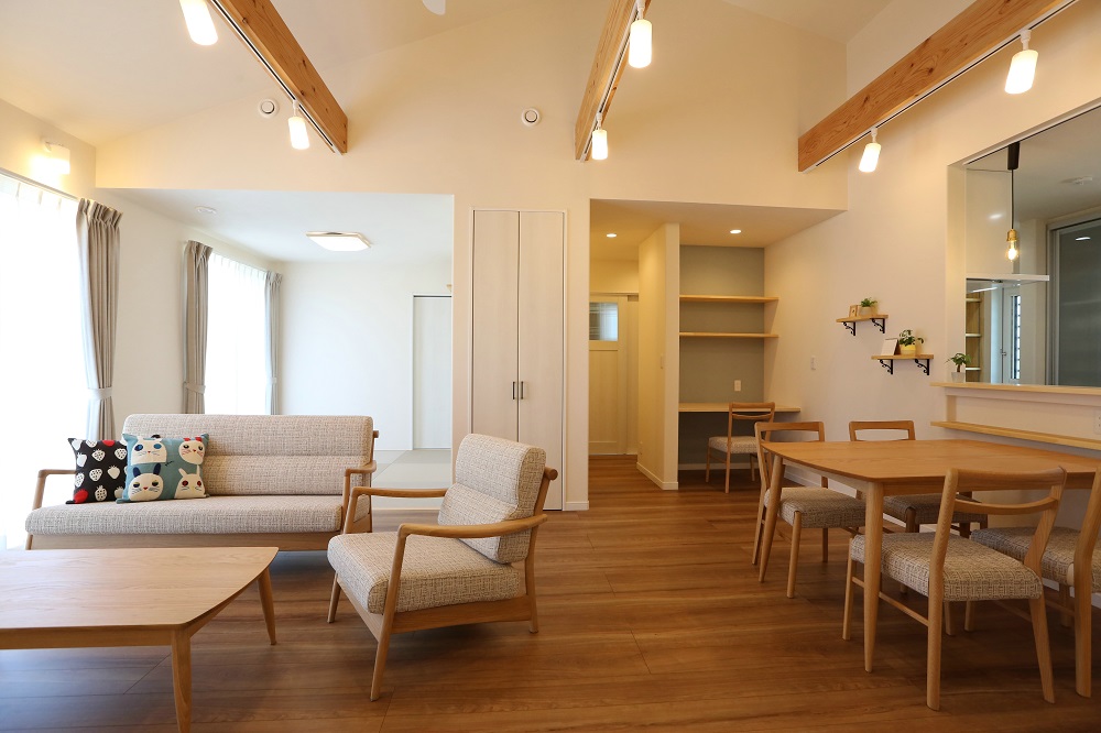 シンプル＆ナチュラルないえ